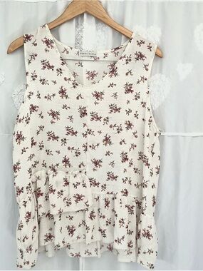 Paper Crane Cream Floral V-Neck Ruffle Tank